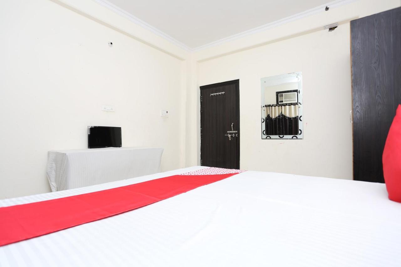 Hotel Oyo 40446 Yas Residency Alīgarh Exterior foto