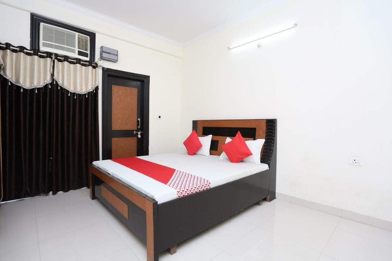 Hotel Oyo 40446 Yas Residency Alīgarh Exterior foto