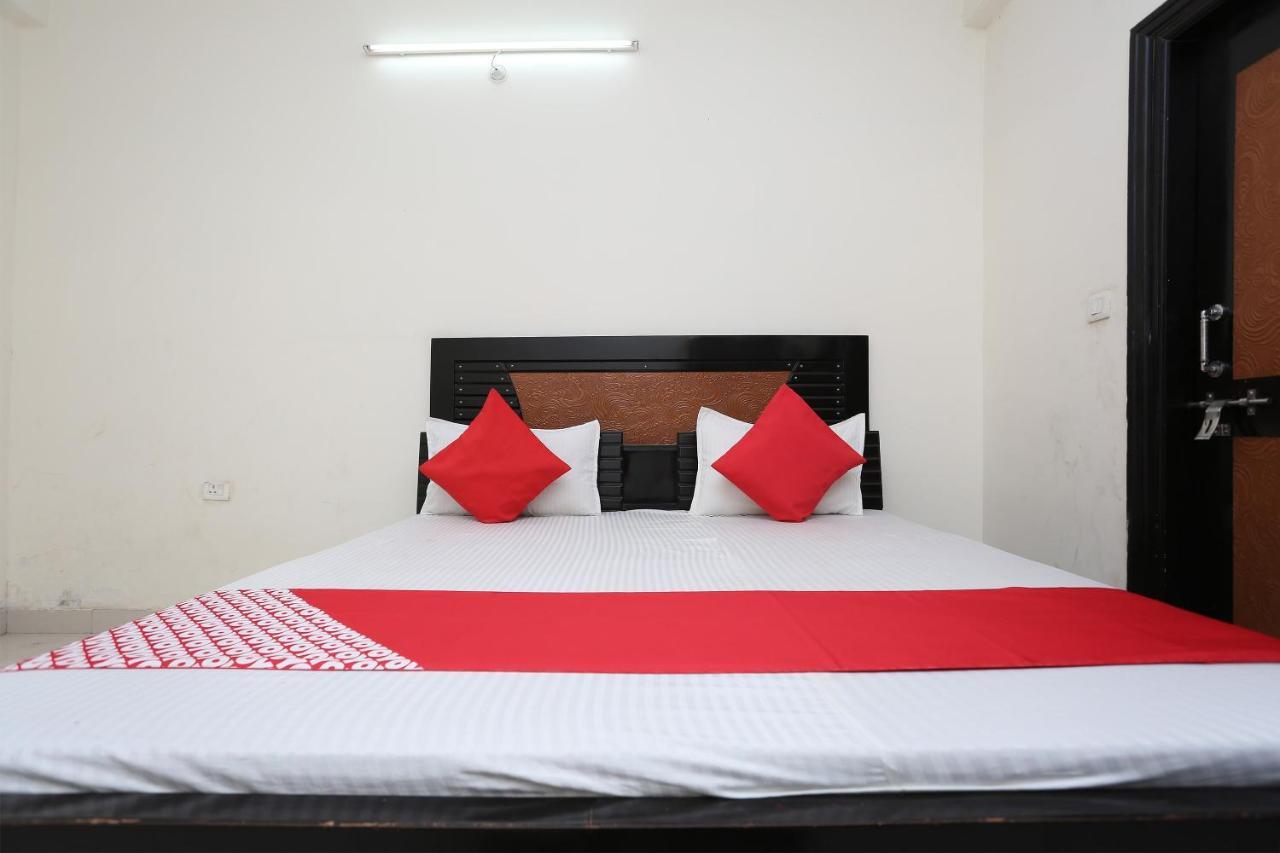 Hotel Oyo 40446 Yas Residency Alīgarh Exterior foto
