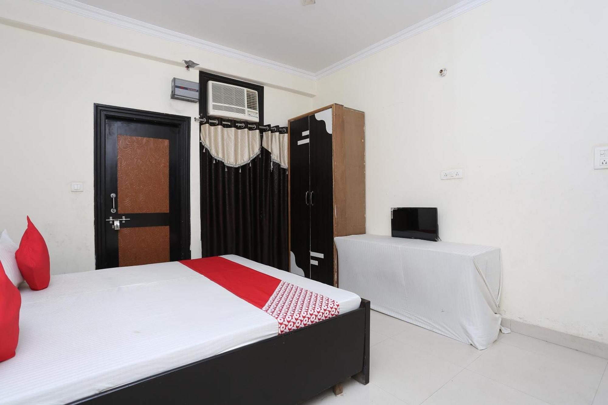 Hotel Oyo 40446 Yas Residency Alīgarh Exterior foto